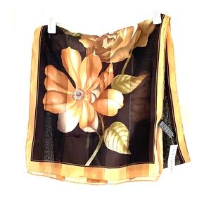 NWT Kim Rogers Floral Scarf